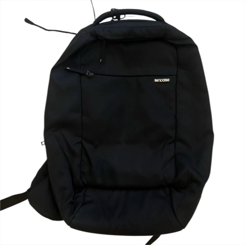 Incase Icon Backpack Black Slim - Picture 2 of 9